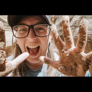 Meet your Posher, Karalyn